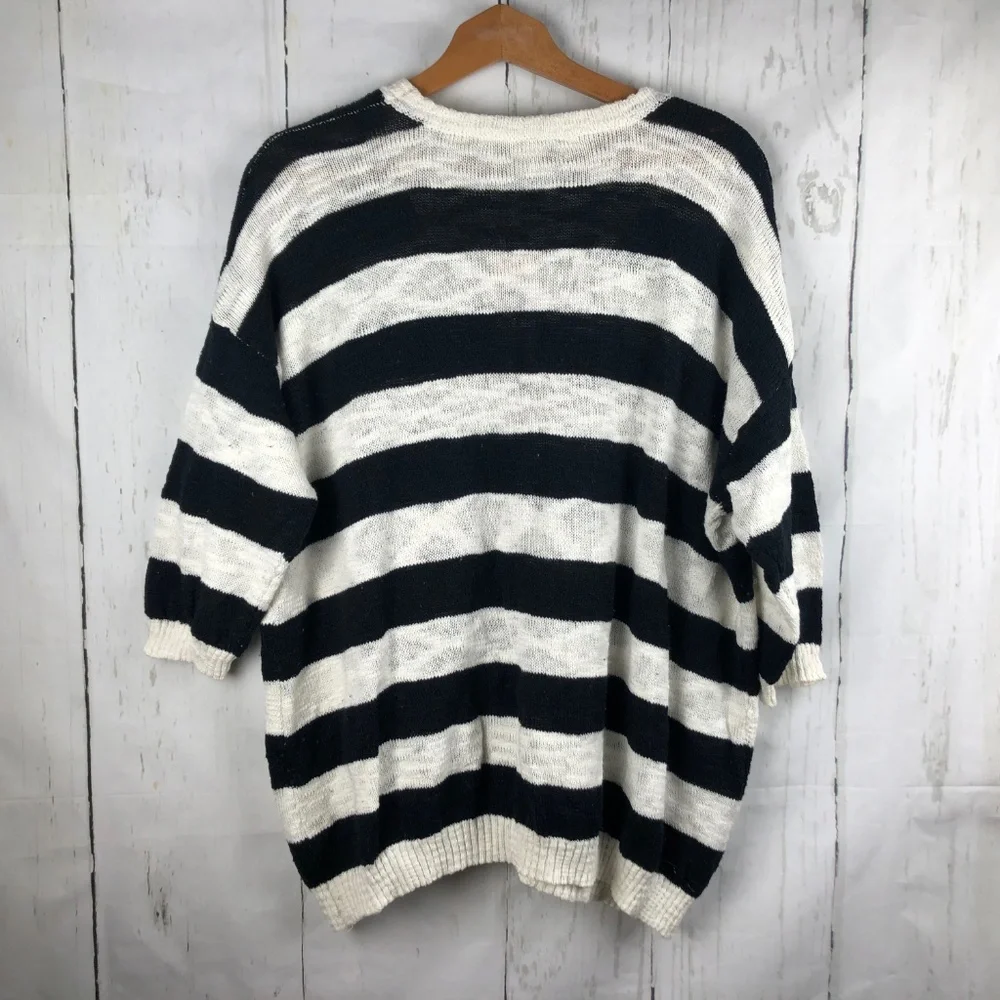 American Rag Sweater - Picture 3 of 6